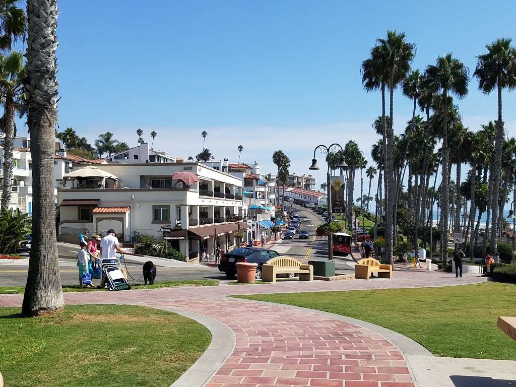 Casa Tropicana Boutique Beachfront Hotel | 610 Avenida Victoria, San Clemente, CA 92672, USA | Phone: (949) 492-1234