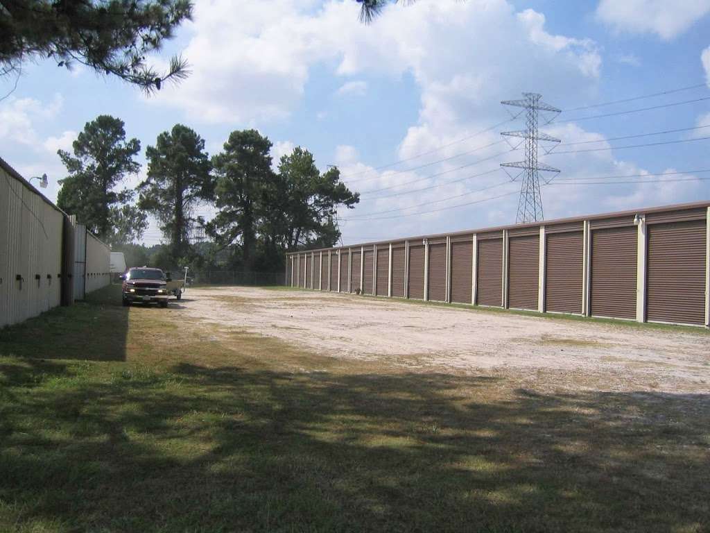 1960 Boat Storage | 125 Moonshine Hill Loop, Humble, TX 77338, USA | Phone: (281) 548-2628