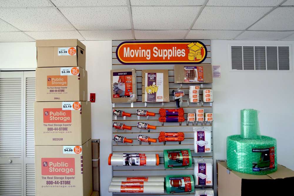 Public Storage | 6990 W 79th St, Burbank, IL 60459 | Phone: (708) 897-2447