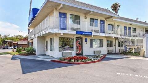 Motel 6 Pleasanton | 5102 Hopyard Rd, Pleasanton, CA 94588, USA | Phone: (925) 463-2626