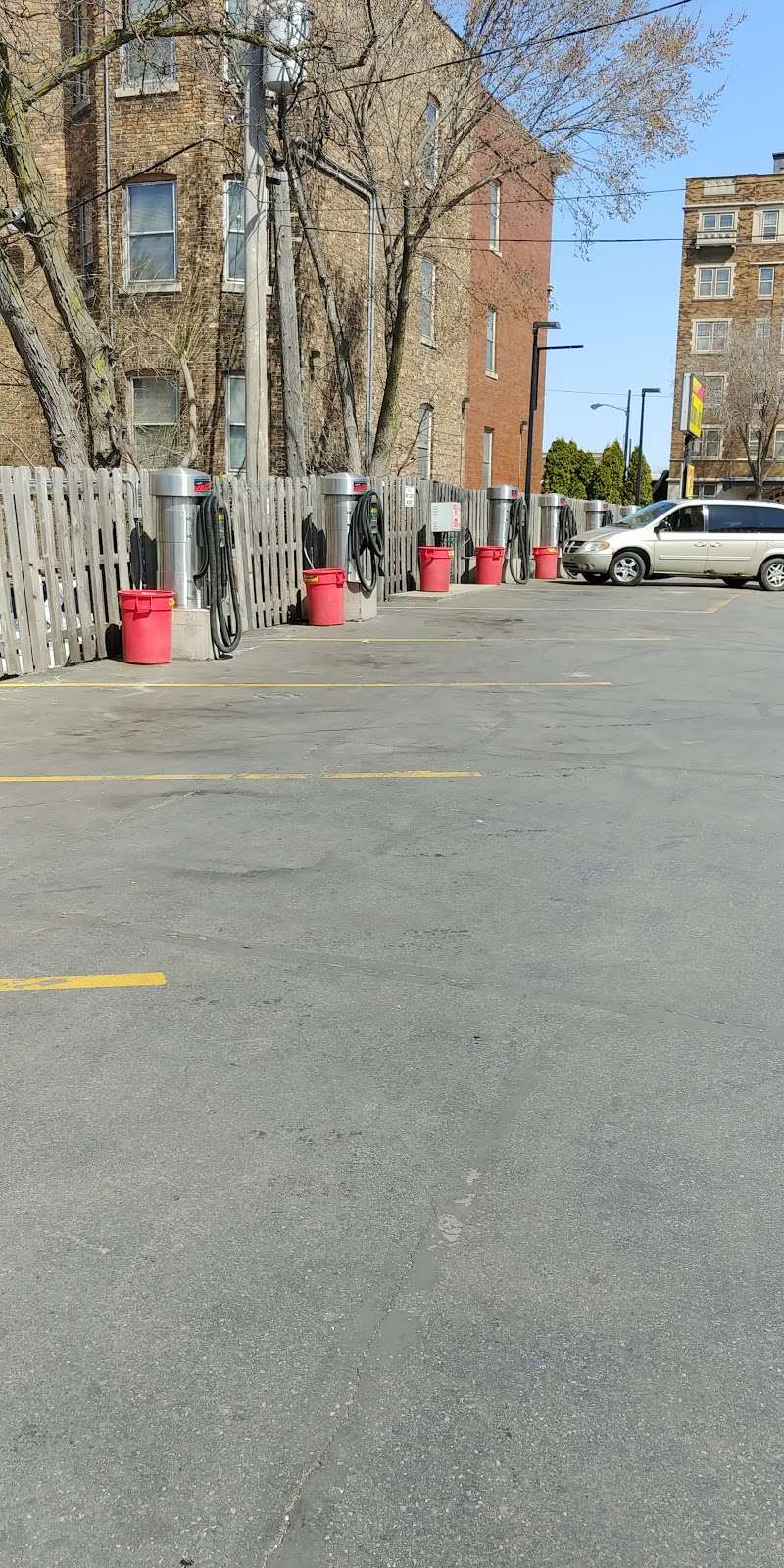 Scrub-A-Dub Car Wash | 2323 W Wisconsin Ave, Milwaukee, WI 53233, USA | Phone: (414) 344-6687