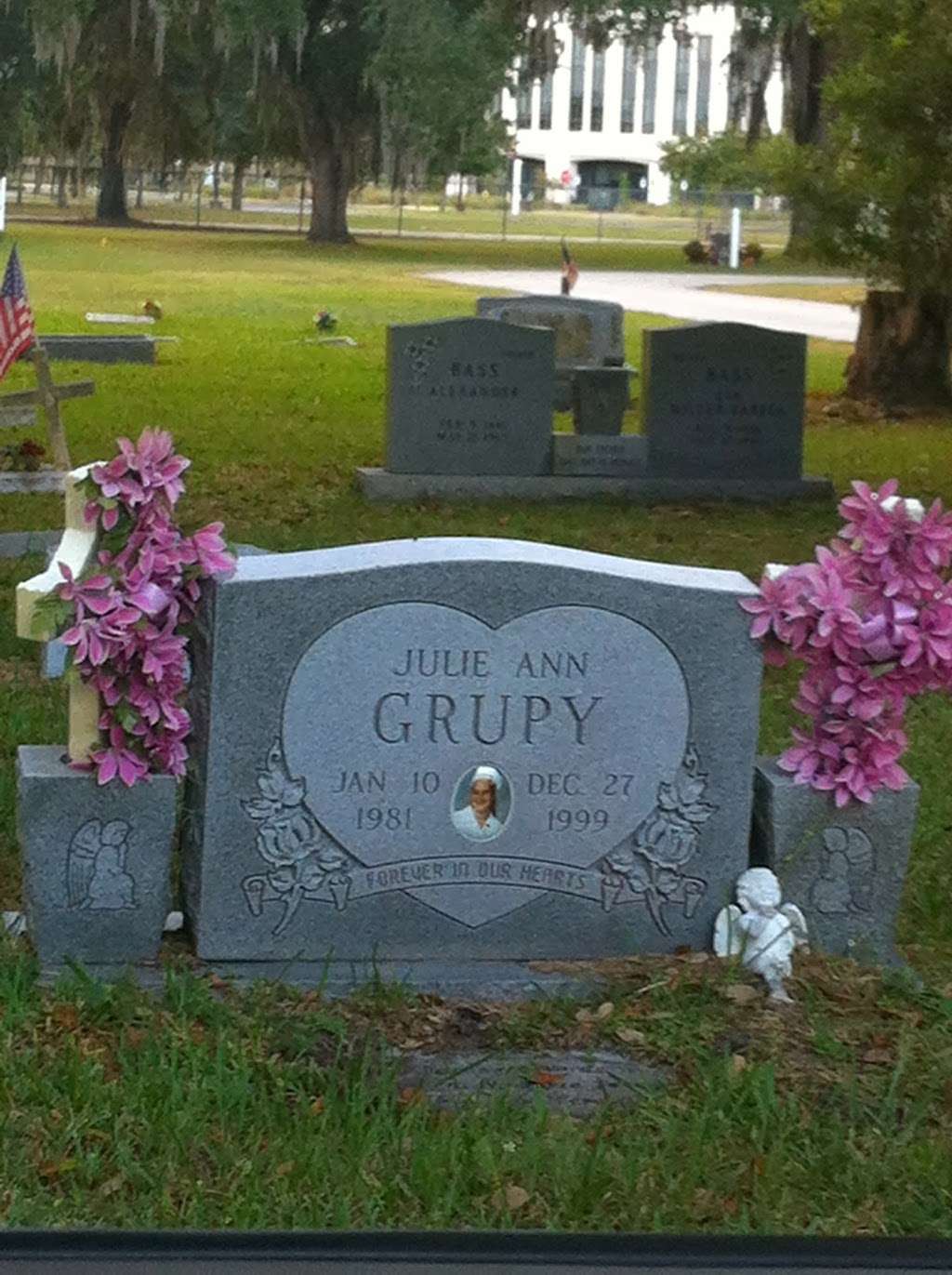 Kissimmee Rose Hill Cemetery | 1615 Old Boggy Creek Rd, Kissimmee, FL 34744 | Phone: (407) 518-2350