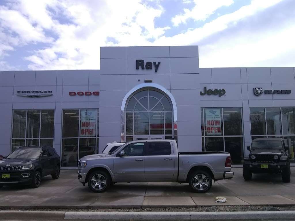 Ray Chrysler Dodge Jeep Ram | 23 N US-12, Fox Lake, IL 60020, USA | Phone: (847) 587-3800