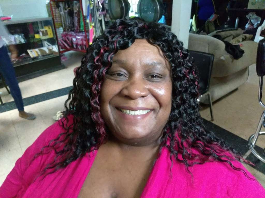 Peace And Mercy African Hair Braiding | 1403 N 18th St, Kansas City, KS 66102, USA | Phone: (913) 233-1111