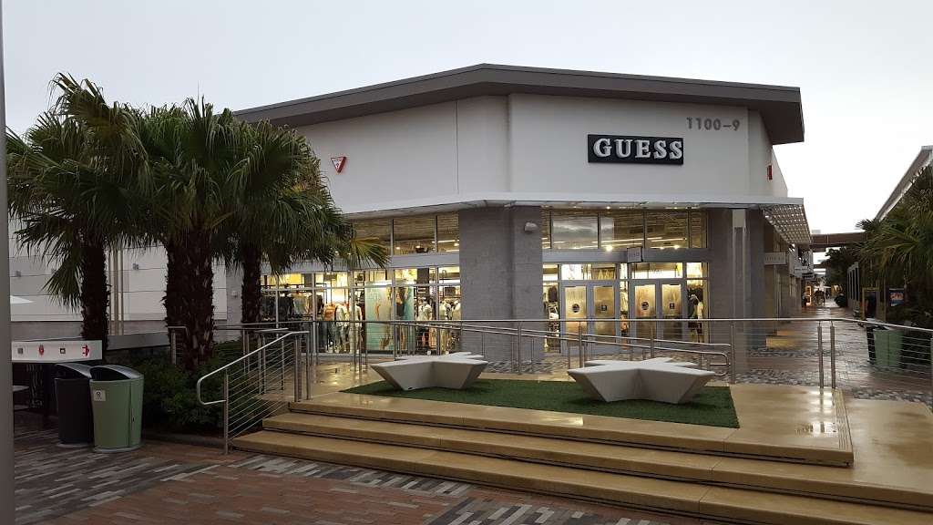 GUESS Factory | 1100 Cornerstone Blvd Suite 990, Daytona Beach, FL 32117, USA | Phone: (386) 506-8086