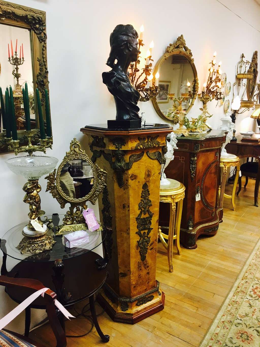 Ambiance Antiques Center | 241/245 Water St, Belvidere, NJ 07823 | Phone: (908) 475-1111