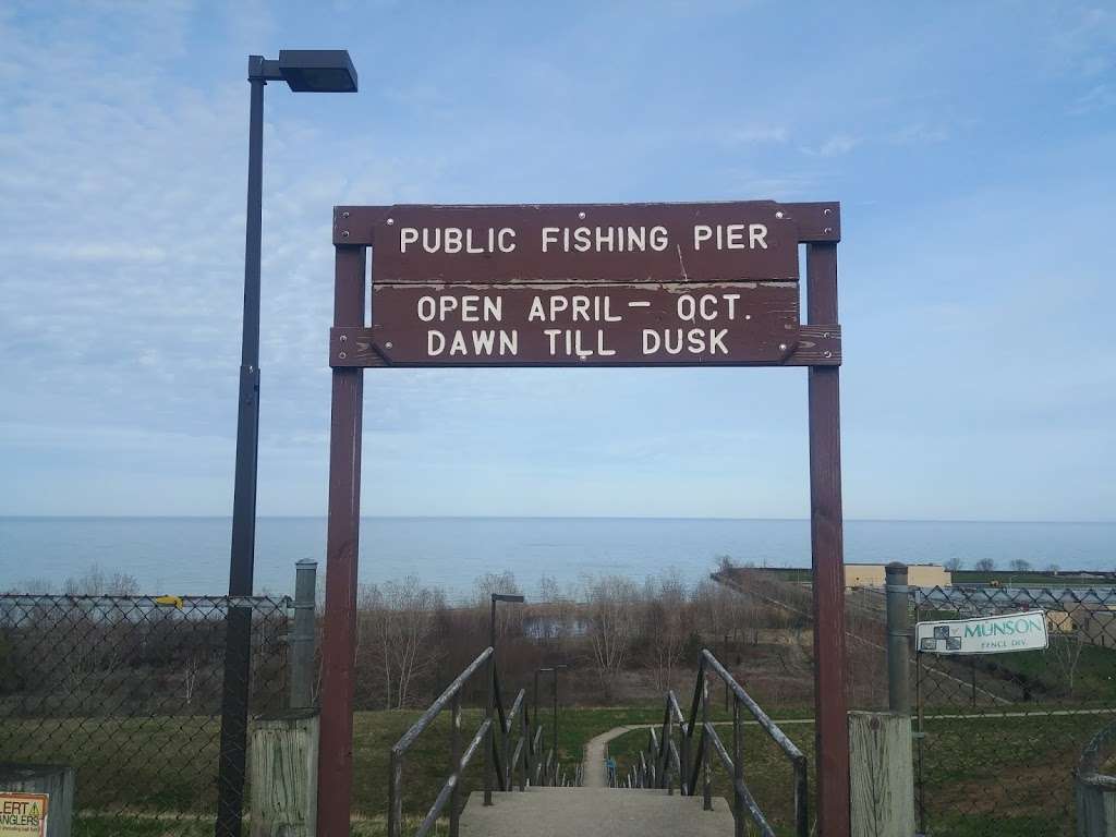 Fishing Pier | Oak Creek, WI 53154, USA