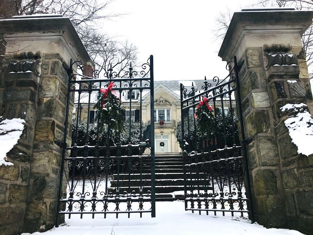 The Mansion on Hampden | 1711 Hampden Blvd, Reading, PA 19604, USA | Phone: (484) 869-2946