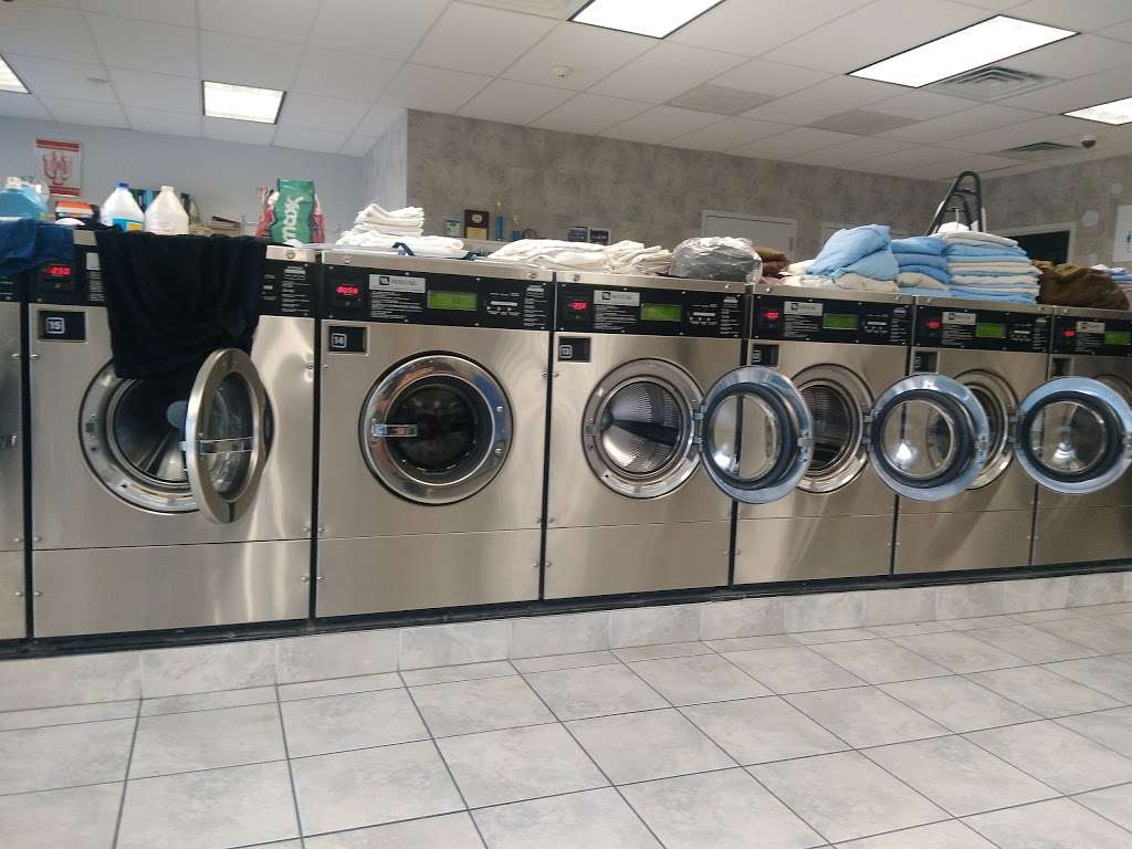 Speedy Clean Laundromat | 282 N Gladstone Ave, Columbus, IN 47201, USA | Phone: (812) 799-0687