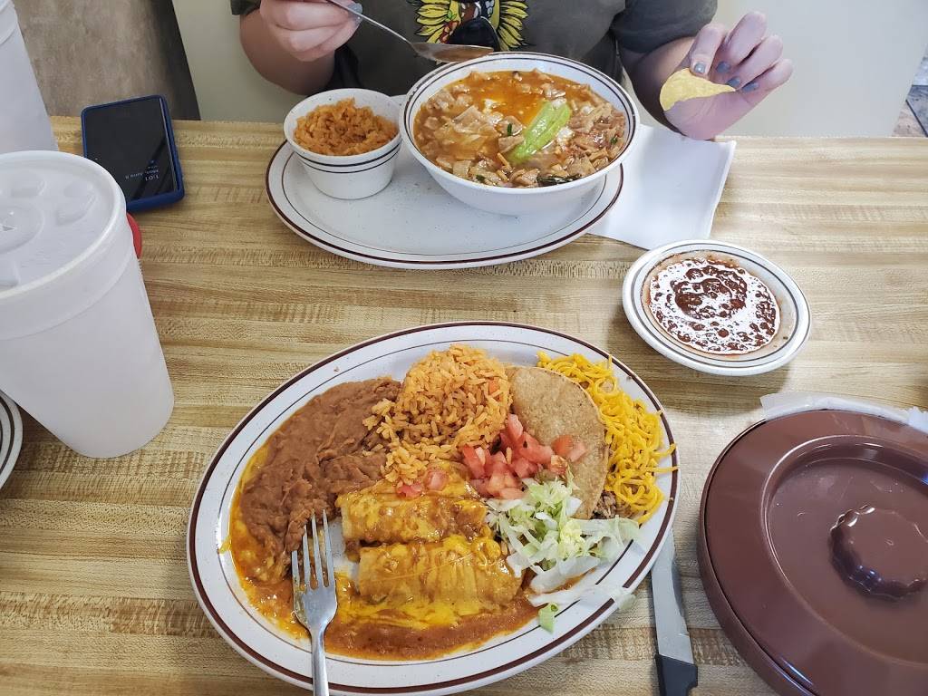 Mi Pueblo Viejo Mexican Restaurant | 310 Voss Ave, Odem, TX 78370, USA | Phone: (361) 738-4888
