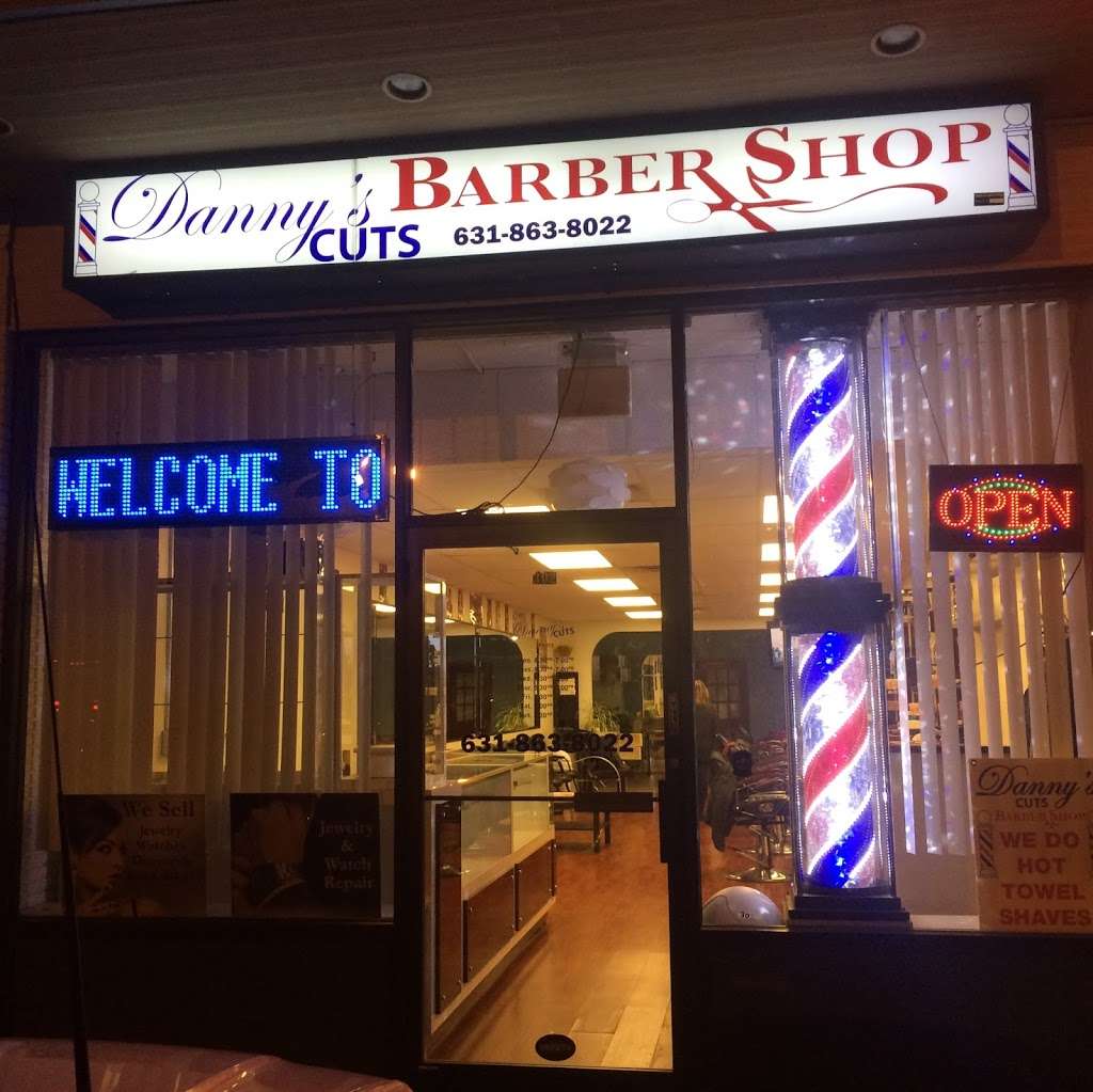 Dannys Barber Shop Smithtown | 302 Maple Ave, Smithtown, NY 11787, USA | Phone: (631) 863-8022