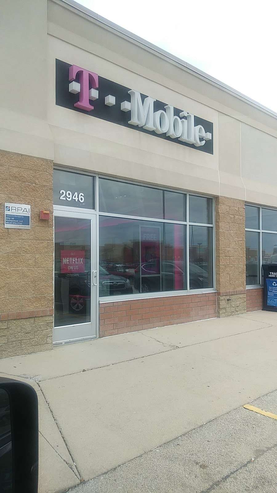 T-Mobile | 2946 US-34, Oswego, IL 60543, USA | Phone: (630) 554-1701 T-Mobile | 2946 US-34, Oswego, IL 60543, USA | Phone: (630) 554-1701