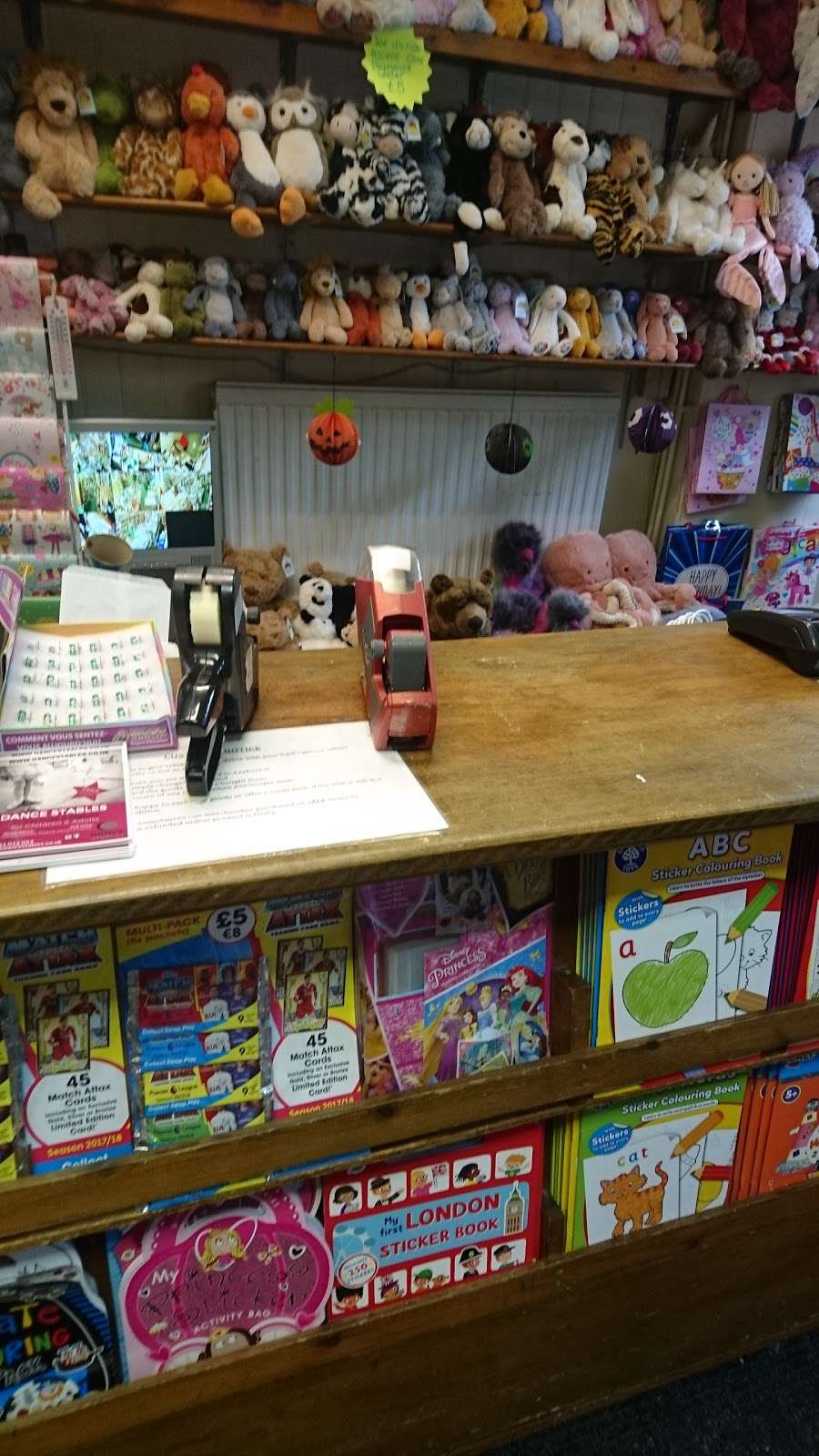 Fagins Toys Ltd | 84 Fortis Green Rd, Muswell Hill, London N10 3HN, UK | Phone: 020 8444 0282