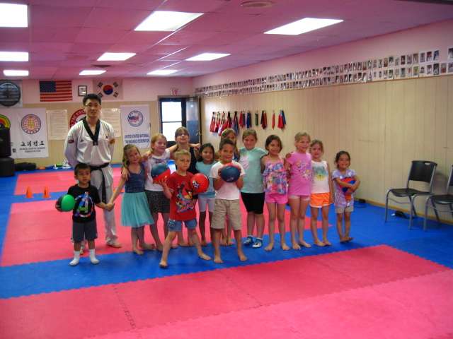 Kwons Martial Arts Center [Sos School] | 9956 W Grand Ave, Franklin Park, IL 60131, USA | Phone: (847) 451-1301