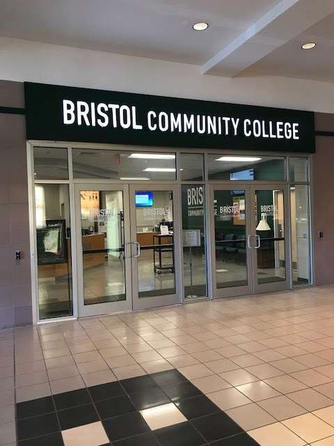 Bristol Community College, Taunton Center | Silver City Galleria, 2 Galleria Mall Dr, Taunton, MA 02780, USA | Phone: (774) 357-3767