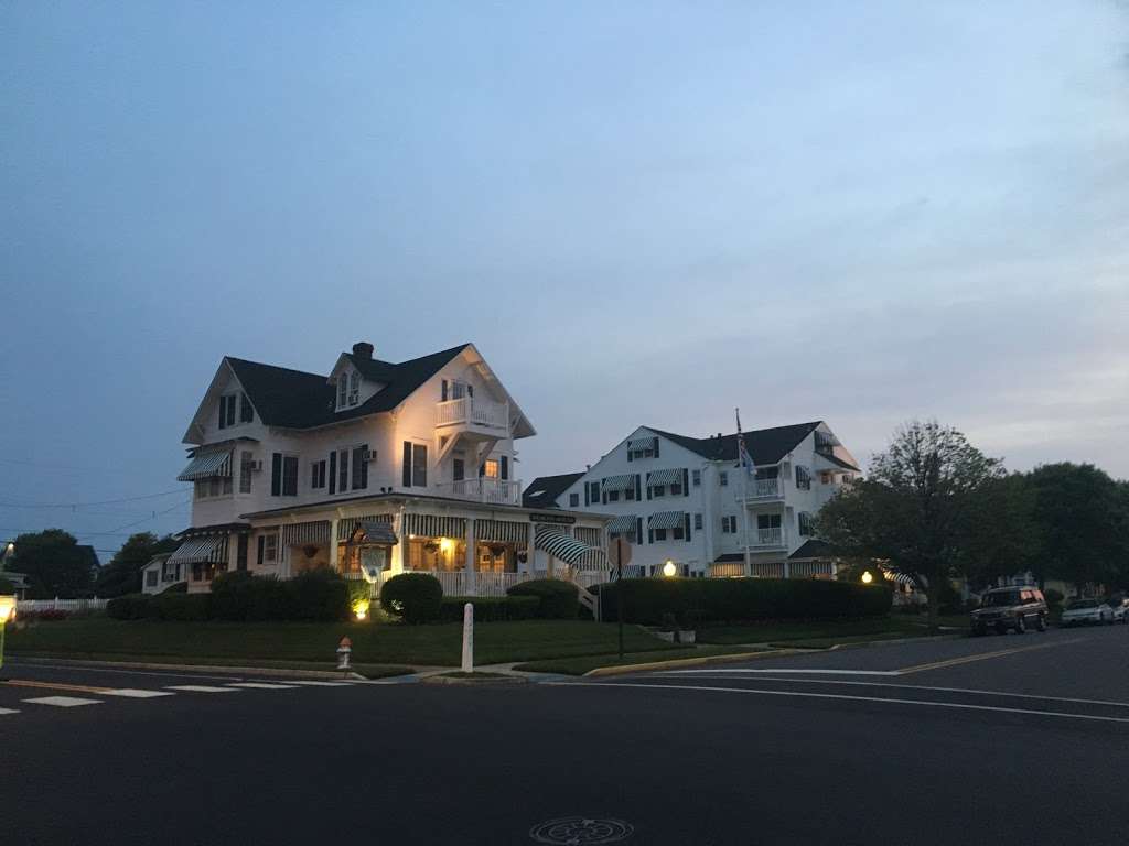 Beacon House Inn | 100 & 104 Beacon Blvd, Sea Girt, NJ 08750, USA | Phone: (732) 449-5835