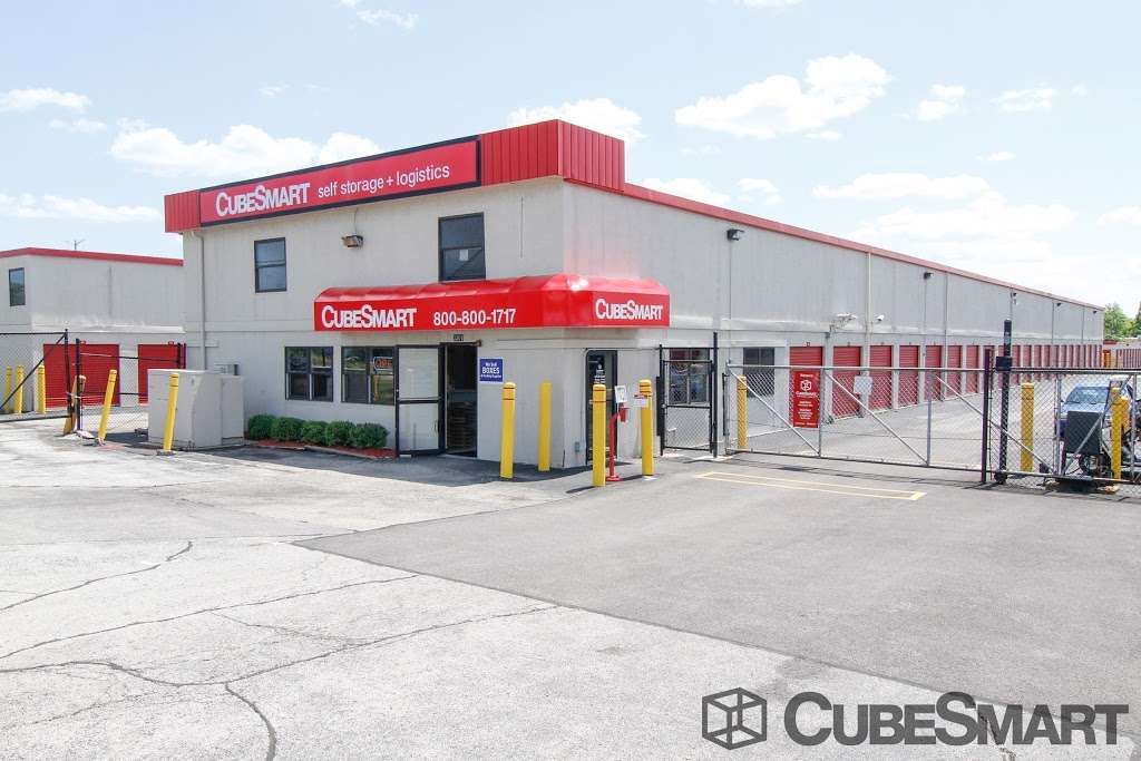 CubeSmart Self Storage | 3301 Buckley Rd, North Chicago, IL 60064, USA | Phone: (847) 689-8005