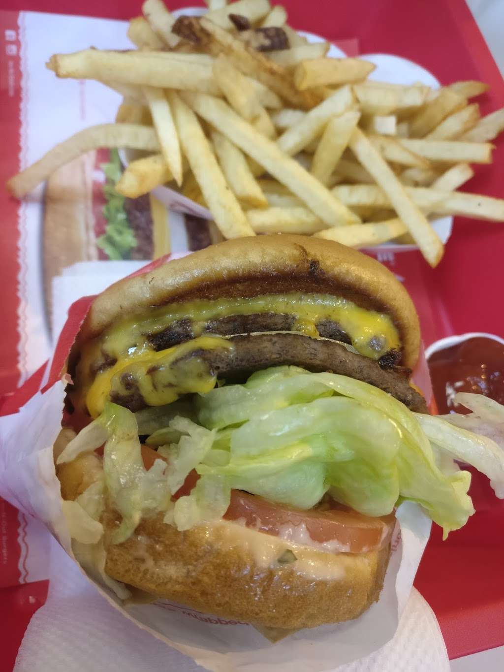 In-N-Out Burger | 15575 Hesperian Blvd, San Leandro, CA 94579, USA | Phone: (800) 786-1000
