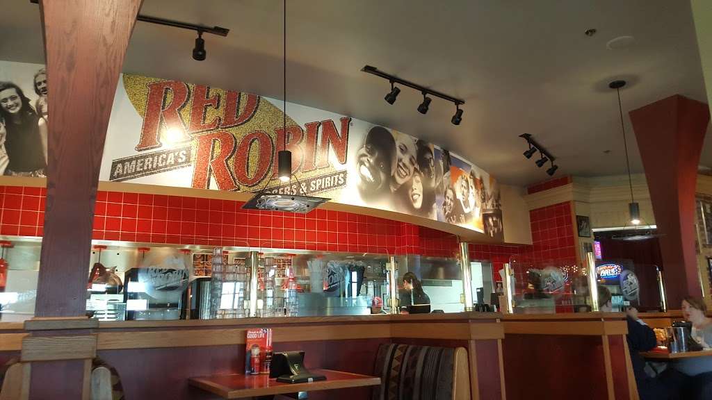 Red Robin Gourmet Burgers and Brews | 7111 W 95th St, Overland Park, KS 66212 | Phone: (913) 642-9800