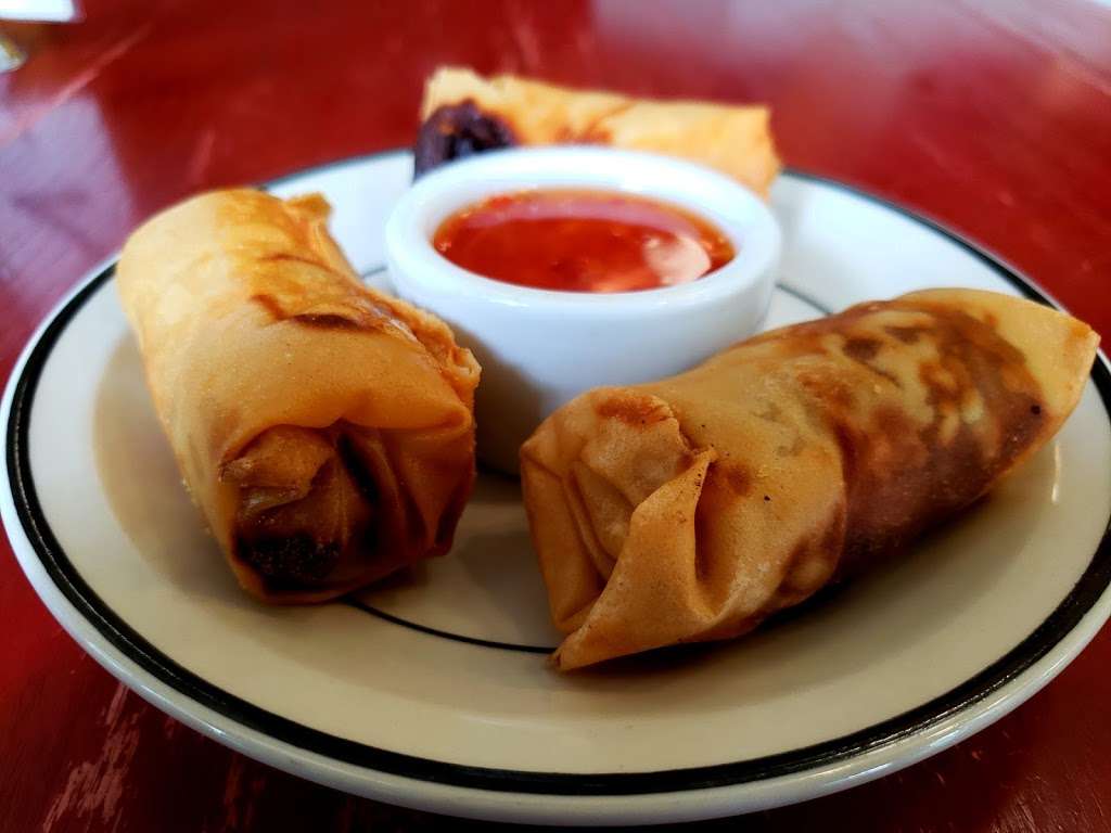 Gorée Cuisine | 1126 E 47th St, Chicago, IL 60653, USA | Phone: (773) 855-8120