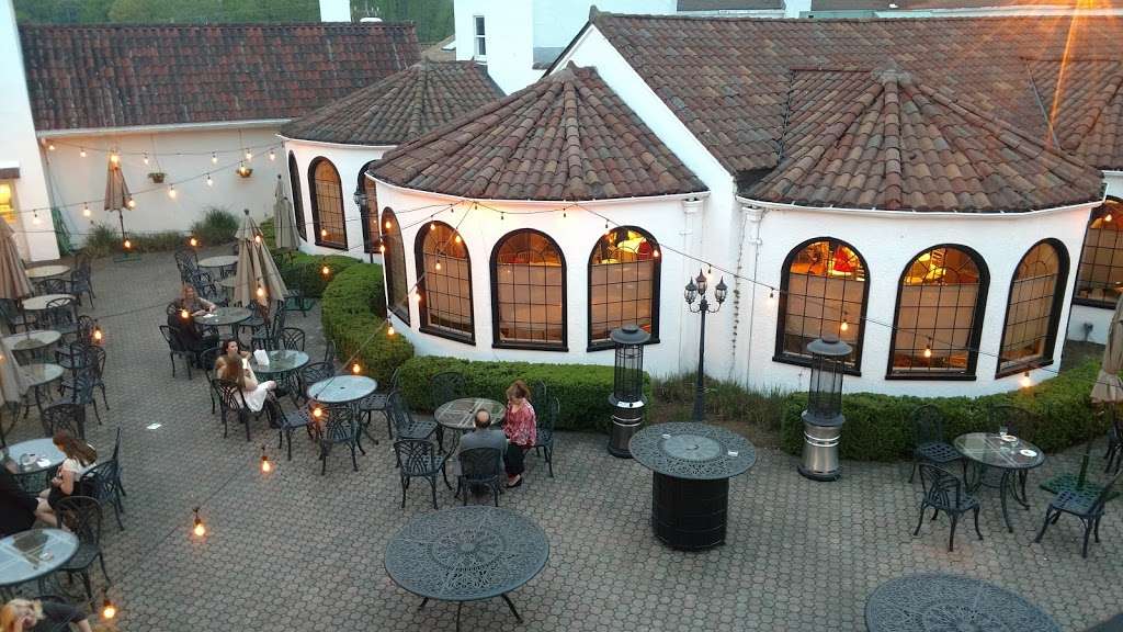 Perona Farms | 350 Andover Sparta Rd, Andover, NJ 07821, USA | Phone: (973) 729-6161