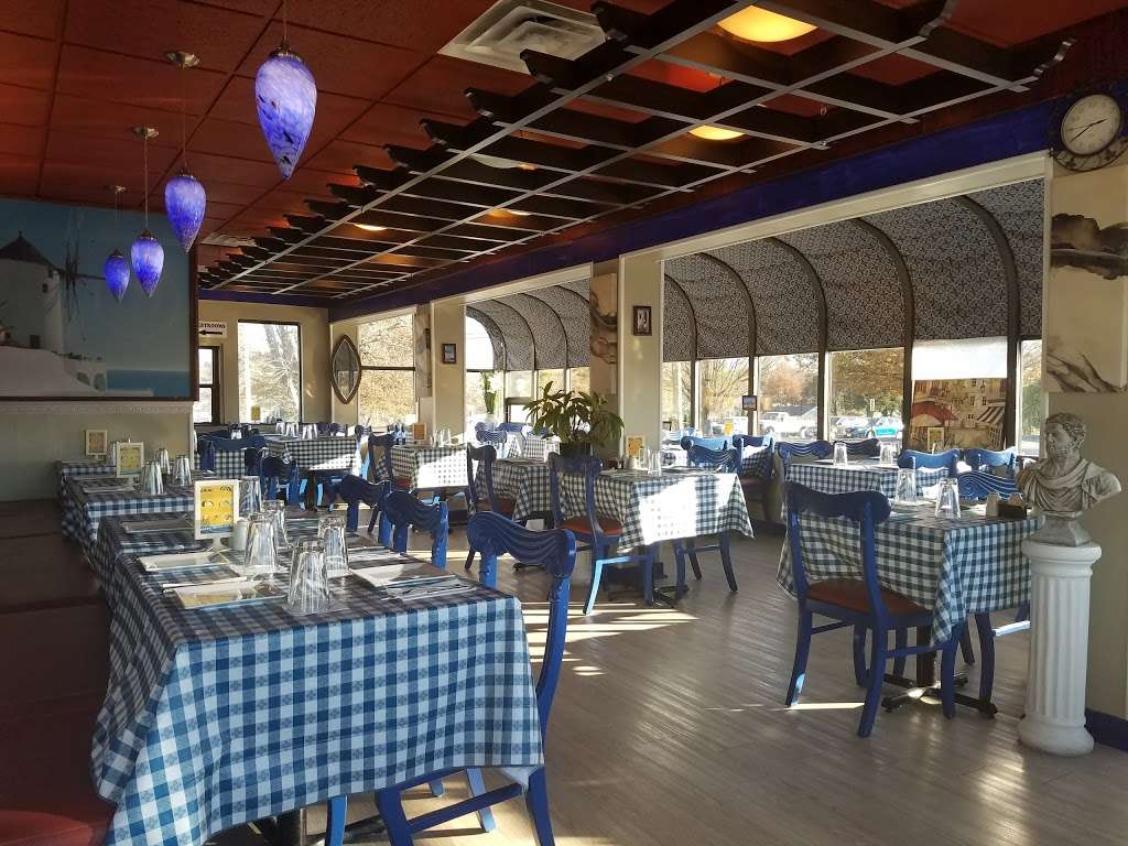 Mikonos Restaurant | 50 Scotch Rd, Ewing Township, NJ 08628, USA | Phone: (609) 883-9333