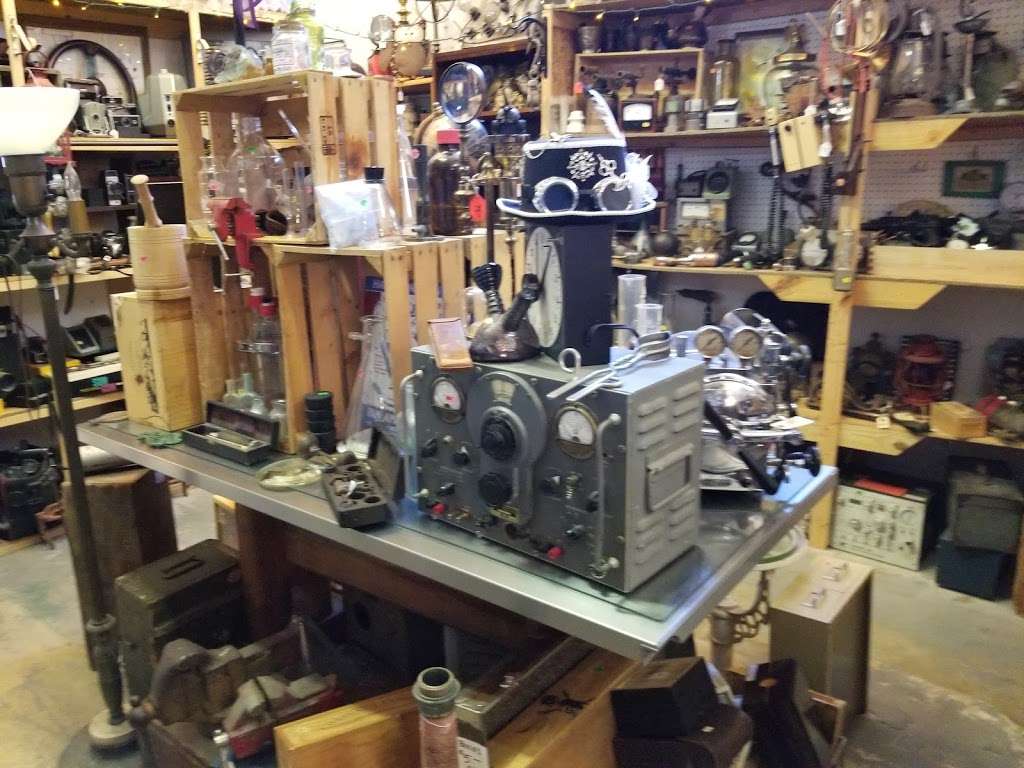 Time Bandits Antiques | 3113 N Orange Blossom Trail, Zellwood, FL 32798, United States | Phone: (321) 663-4046