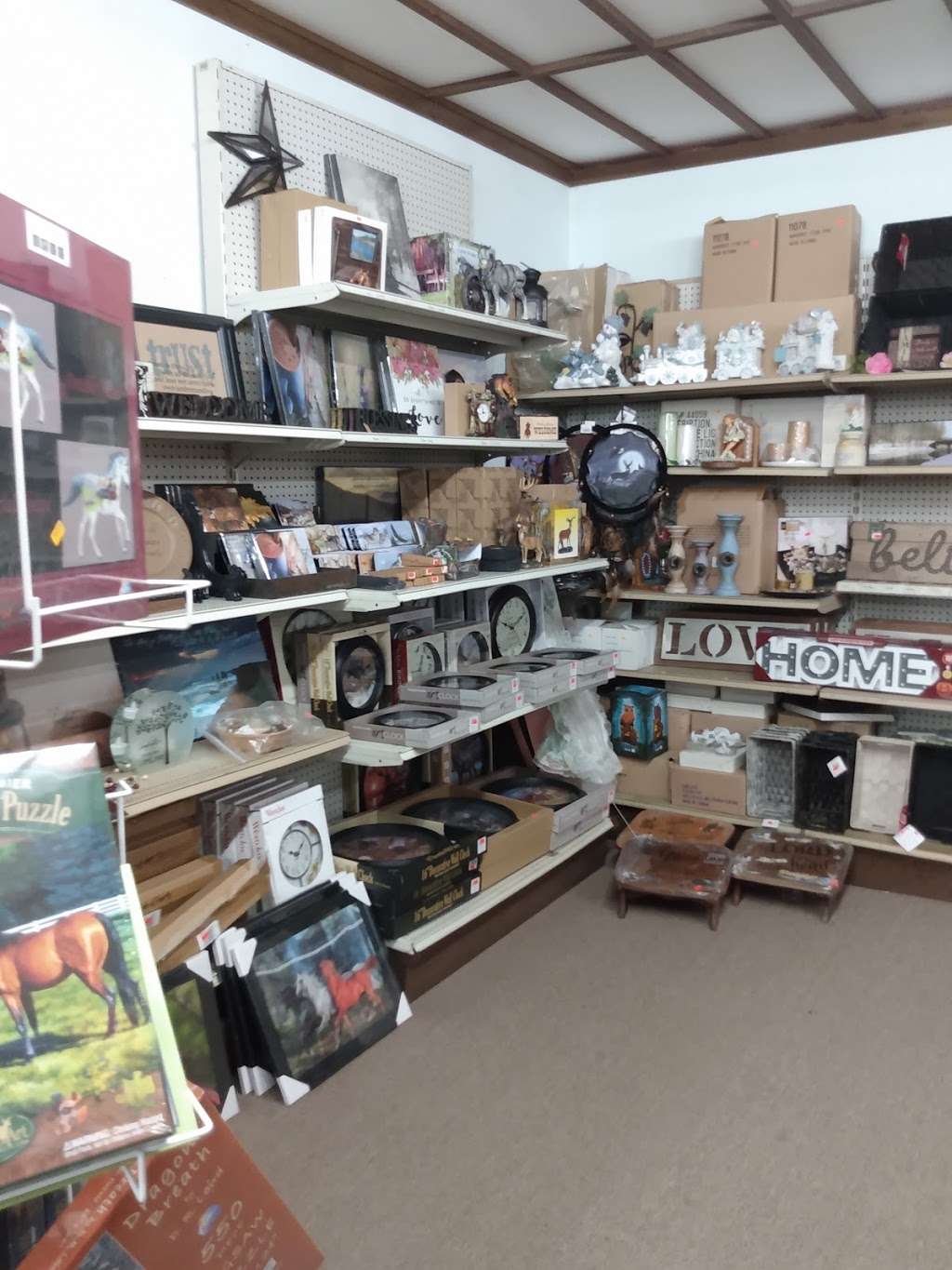 Hillside Country Store | 40 Mooney Rd, Shippensburg, PA 17257, USA | Phone: (717) 532-5221