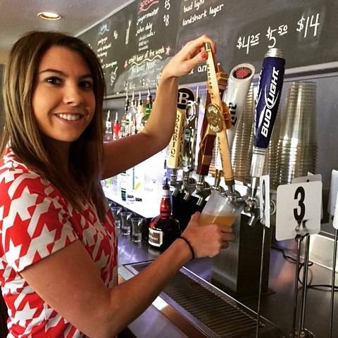 The 1925 Bar & Grill | 600 S Alvernon Way, Tucson, AZ 85711, USA | Phone: (520) 791-4346