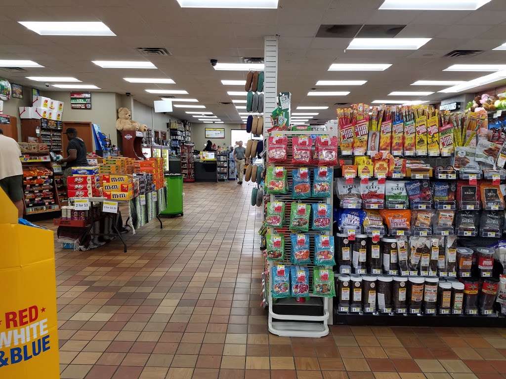 Loves Travel Stop | 2008 Hwy 206 S, Bordentown, NJ 08505 | Phone: (609) 324-1005