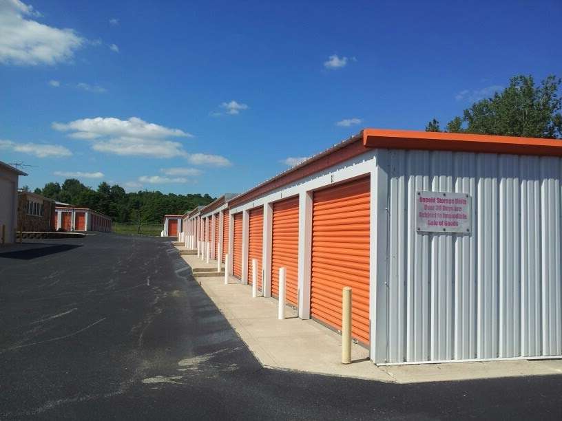 Stardust Storage | 305 W Robert Weist Ave, Cloverdale, IN 46120, USA | Phone: (765) 795-6600