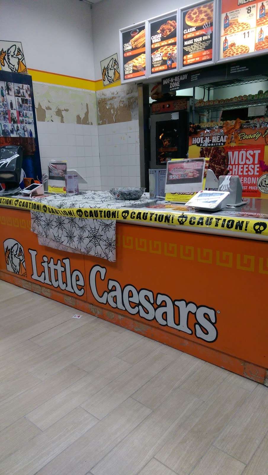 Little Caesars Pizza | 23 Naples St, Chula Vista, CA 91911, USA | Phone: (619) 422-5400