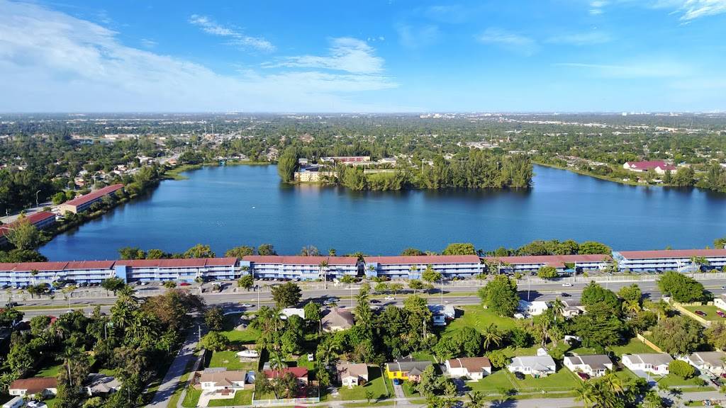 New Castle Lake | 1401 NW 103rd St, Miami, FL 33147, USA | Phone: (786) 542-1991