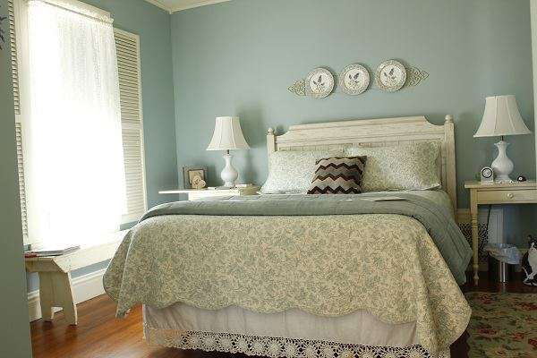 Hampsher Hotel | E Krack St, Forrest, IL 61741, USA