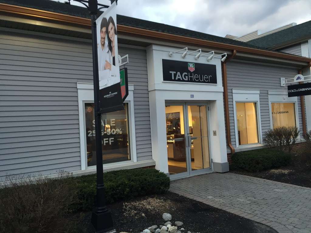 TAG Heuer | Woodbury Common Premium Outlets, 841 Grapevine Ct, Central Valley, NY 10917, USA | Phone: (845) 928-1018