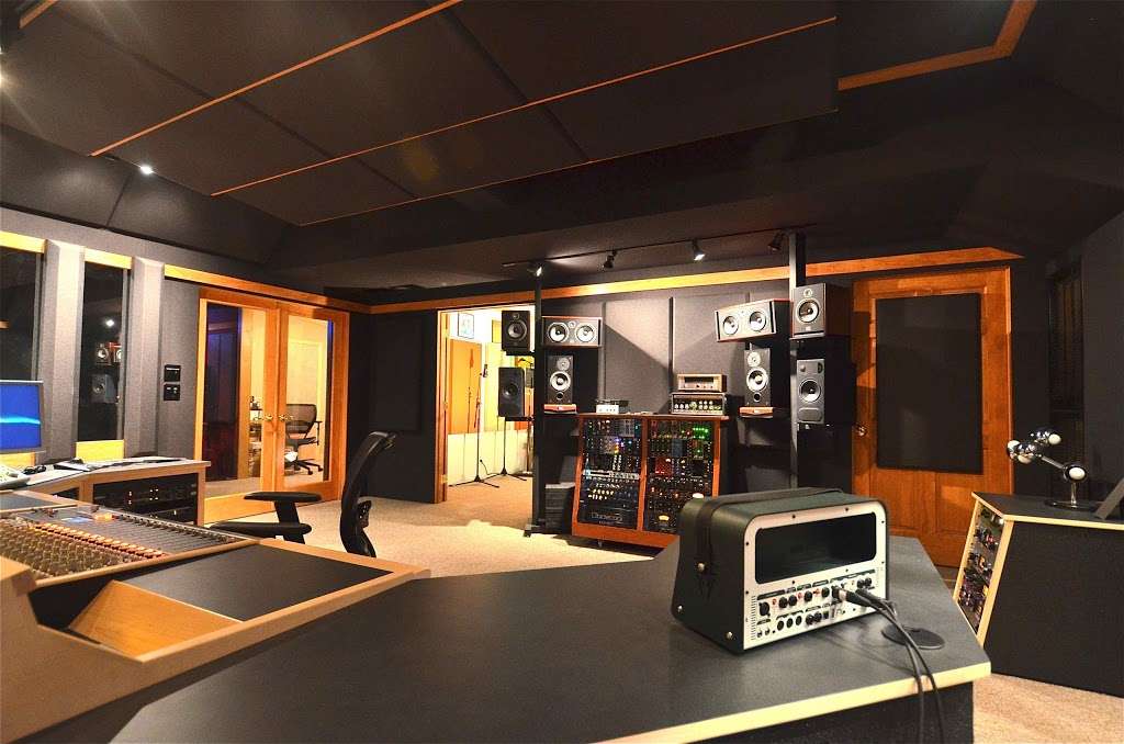 Auralex Acoustics Inc | 9955 Westpoint Dr #101, Indianapolis, IN 46256, USA | Phone: (317) 842-2600