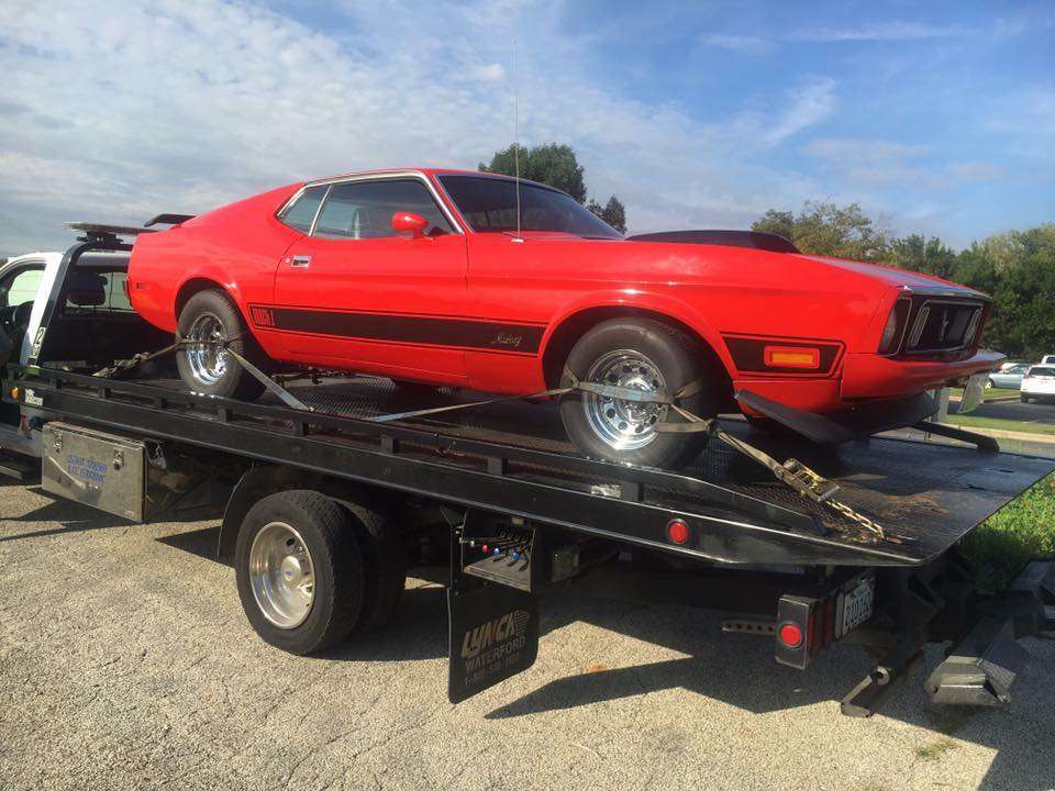 B&R Towing | 1725 Wood St, Round Lake Beach, IL 60073, USA | Phone: (847) 245-3973