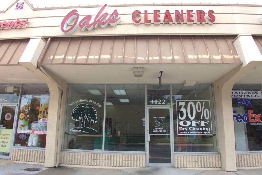 Oaks Cleaners | 1122 N Fielder Rd, Arlington, TX 76012, USA | Phone: (817) 274-8729