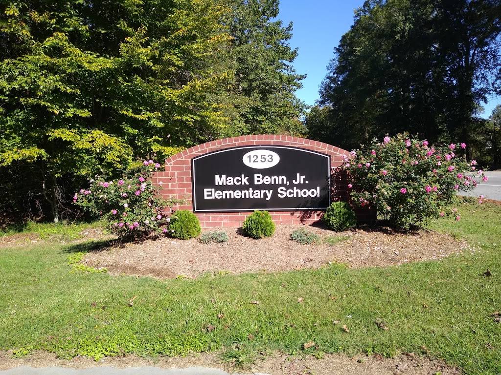 Mack Benn, Jr. Elementary School | 1253 Nansemond Pkwy, Suffolk, VA 23434 | Phone: (757) 934-6224