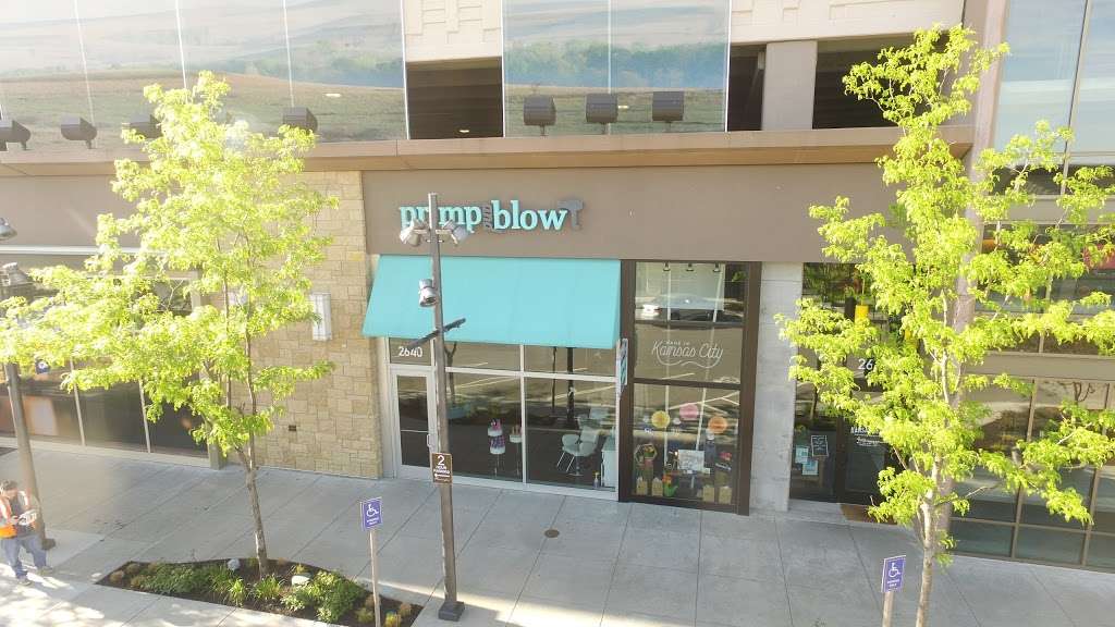 Primp and Blow Prairiefire | 5621 W 135th St #2640, Overland Park, KS 66224 | Phone: (913) 562-1234