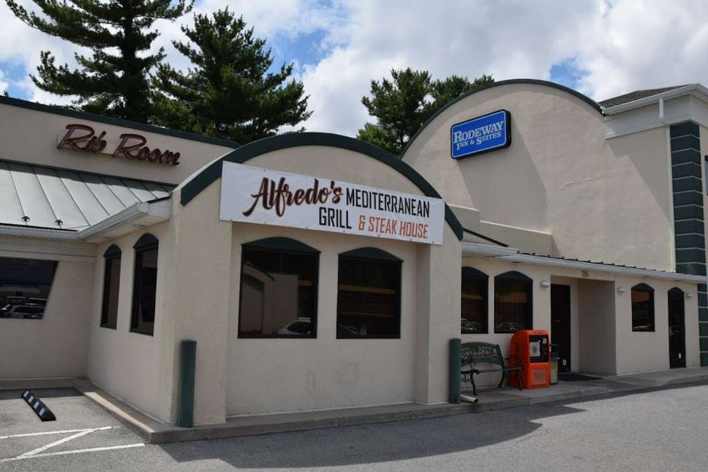 Alfredos Mediterranean Grille and Steakhouse | 741 E Washington St, Charles Town, WV 25414, USA | Phone: (304) 724-9992