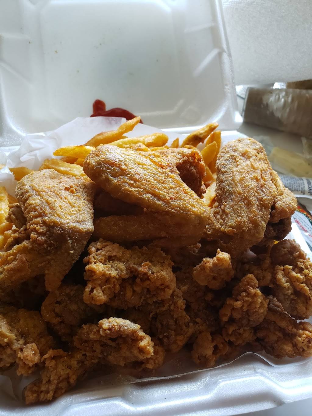 JJ’s Fish and Chicken | 5719 Rockbridge Rd SW, Stone Mountain, GA 30087, USA | Phone: (470) 545-4799