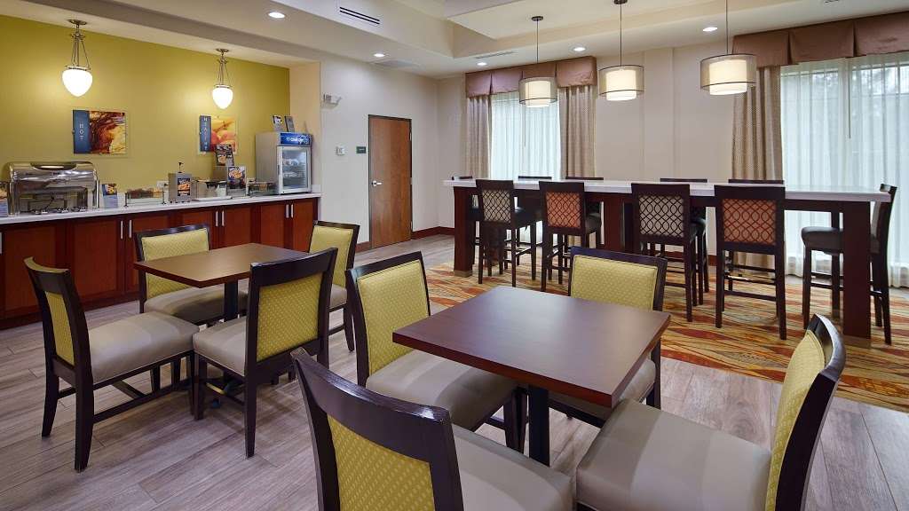 Best Western Plus Spring Inn & Suites | 353 E Louetta Rd, Spring, TX 77373, USA | Phone: (281) 466-2362