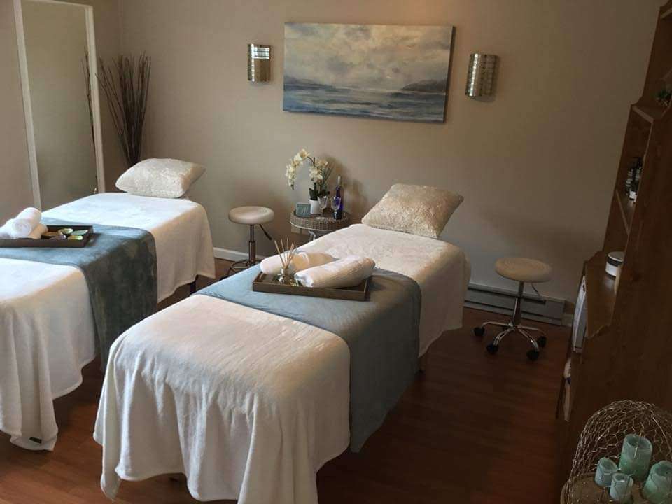 Healing Touch Health Spa | 16 S 7th St, Akron, PA 17501, USA | Phone: (717) 753-8645