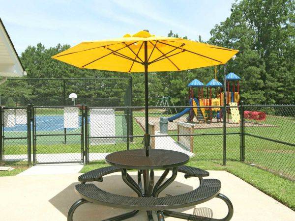 Amber Oaks Apartments | 1400 3501, Century Oaks Dr, Durham, NC 27713, USA | Phone: (919) 544-2476