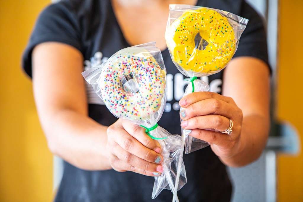 Edible Arrangements | 8201 Broadway St Ste 141, Pearland, TX 77581, USA | Phone: (281) 997-1414