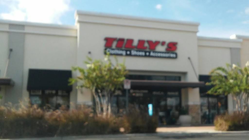 Tillys | 2613 W Osceola Pkwy, Kissimmee, FL 34741, USA | Phone: (866) 484-5597