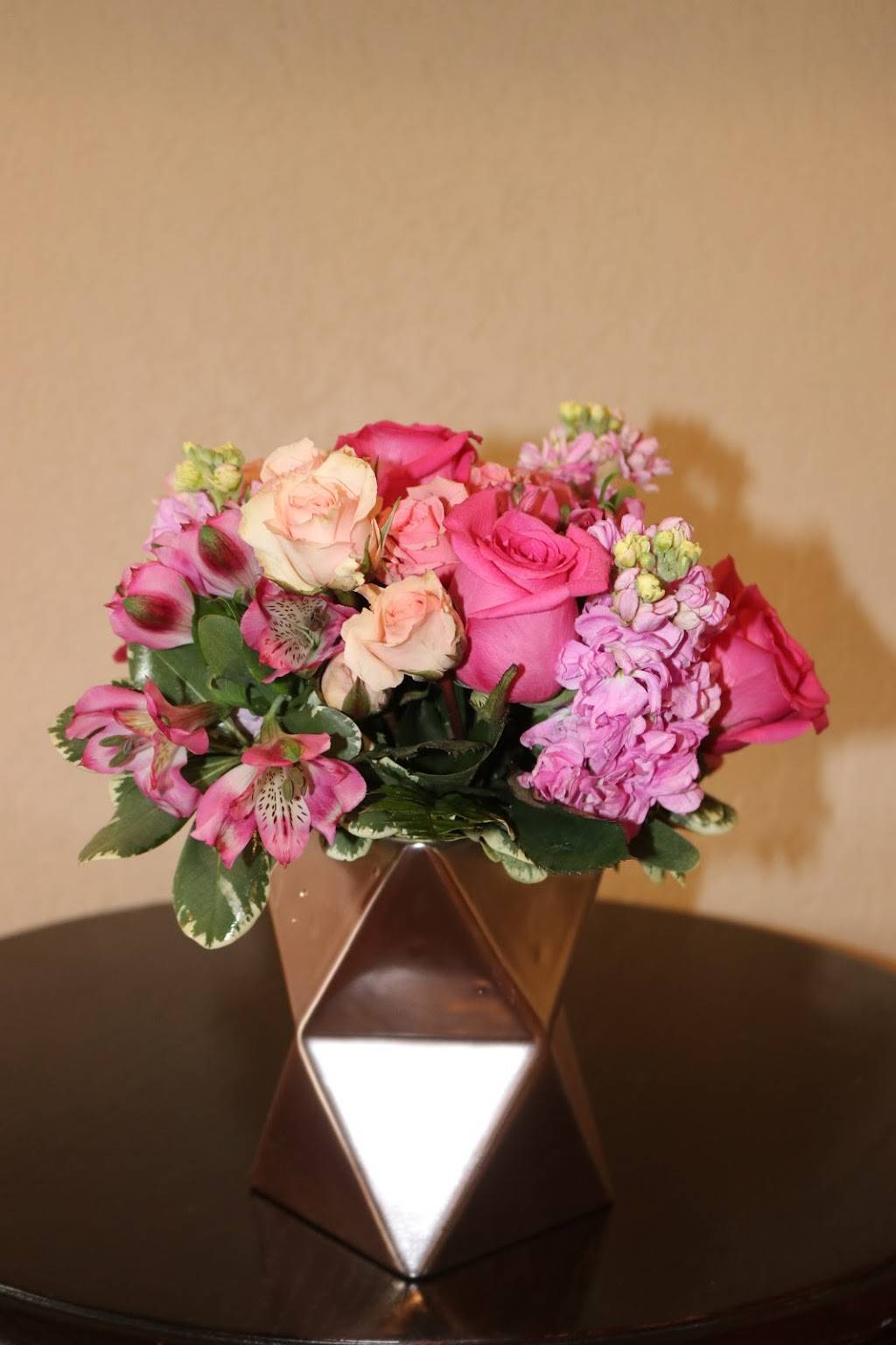 Express Flowers Llc | ONLINE ORDERS ONLY, Anaheim, CA 92802, USA | Phone: (714) 467-7967