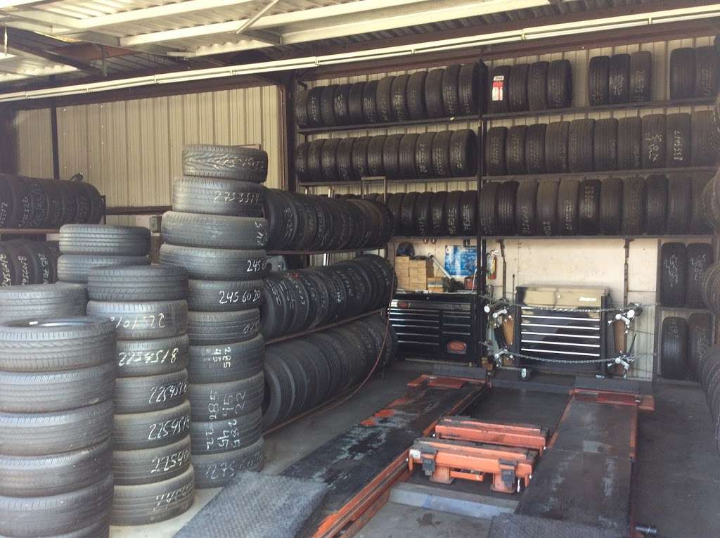 Colima Tires And Auto Repair | 10706 Vanowen St, North Hollywood, CA 91605, USA | Phone: (818) 760-2353