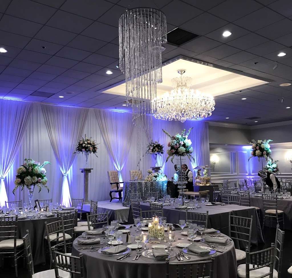 Ds Flowers & Events | 333 N Addison Rd, Addison, IL 60101, USA | Phone: (630) 543-7334